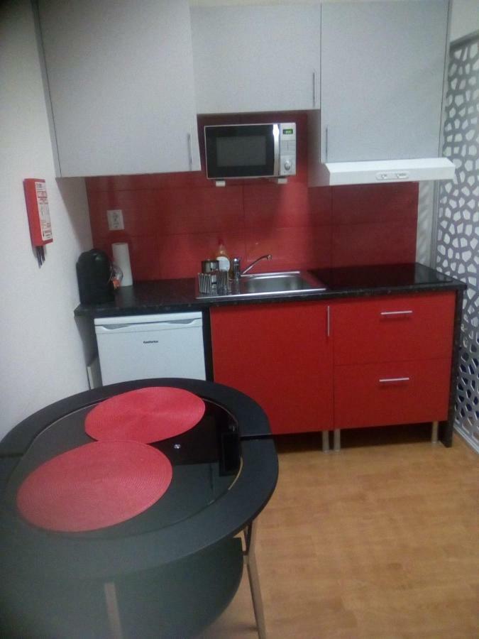 Metro-Apartment Rnal Nº35375 Al-Chamada Para A Rede Movel Nacional Porto Eksteriør billede